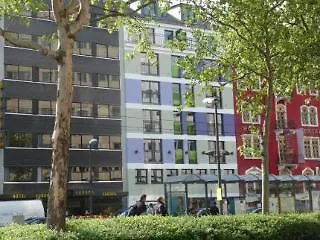 Europa Style Hotel Frankfurt am Main 4*,